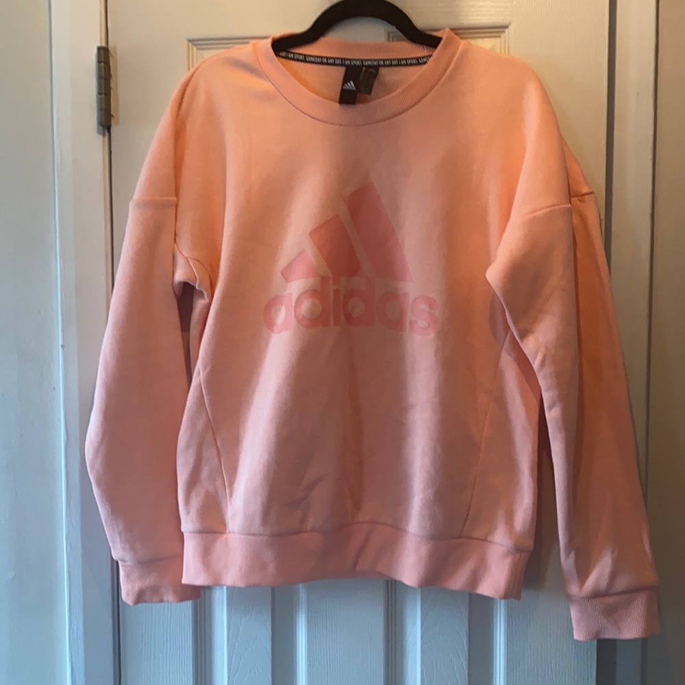 Adidas light peach sweat shirt. Excellent condition. Size medium.